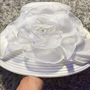 Vintage Toucan collection Elegant White Floral Church Hat with Rhinestones derby